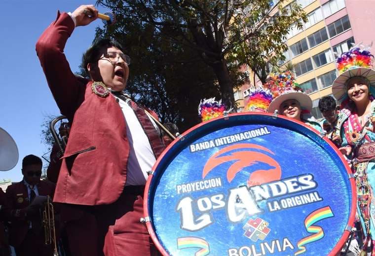  XII Encuentro Mundial de Danzas 100% bolivianas en rechazo al plagio/Fotos: APG