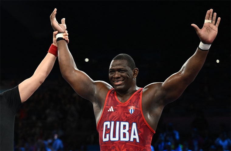 ¡Mijaín López, el más grande! El cubano se convierte en París en el único deportista en ganar medalla de oro en 5 Juegos Olímpicos consecutivos