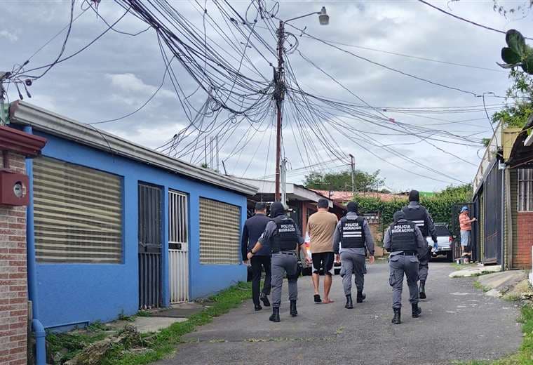 Operativo deja 19 detenidos en Costa Rica por tráfico de migrantes