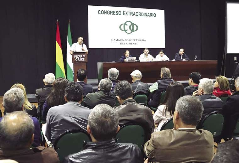 CAO se declara en emergencia y convoca a Arce a una reunión