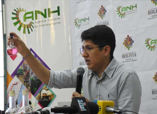 ANH dice que es “totalmente falsa” la versión de “gasolinazo encubierto” en Bolivia