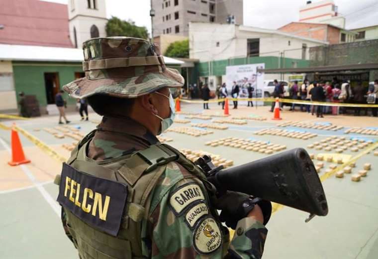 Después de la droga desaparecida y encontrada tras un operativo, Del Castillo advierte cambio en la Felcn en Santa Cruz