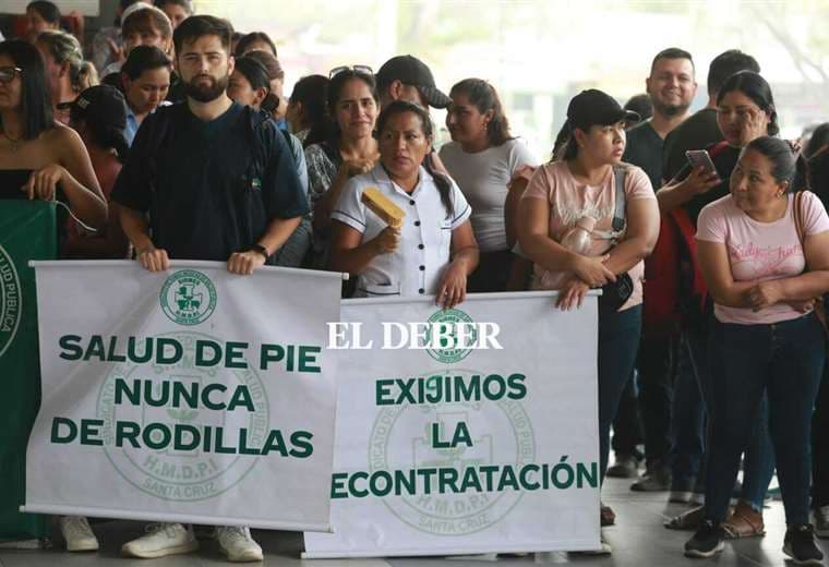 Fesirmes protesta en la Quinta Municipal | Foto: Fuad Landívar