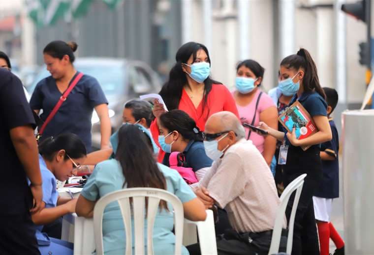 En cinco departamentos de Bolivia pasan clases virtuales por altos índices de contaminación ambiental 