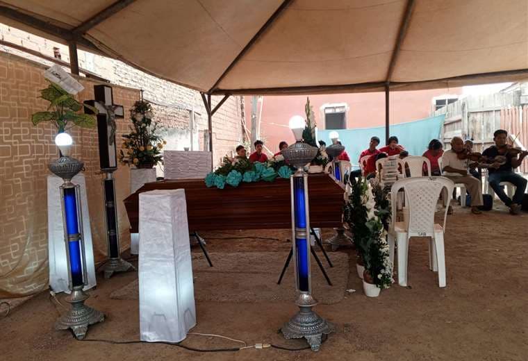 En Guarayos sepultarán a la maestra que preparaba comida para los bomberos voluntarios