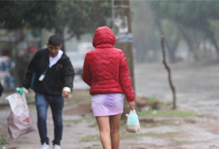 El sábado 14 de septiembre amaneció lloviendo en Santa Cruz. Foto. Ricardo Montero