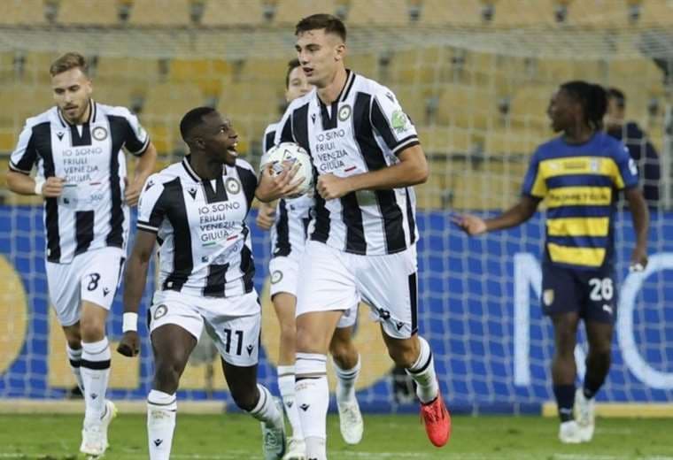 Florian Thauvin marcó dos goles importantes para el Udinese. Foto: Internet