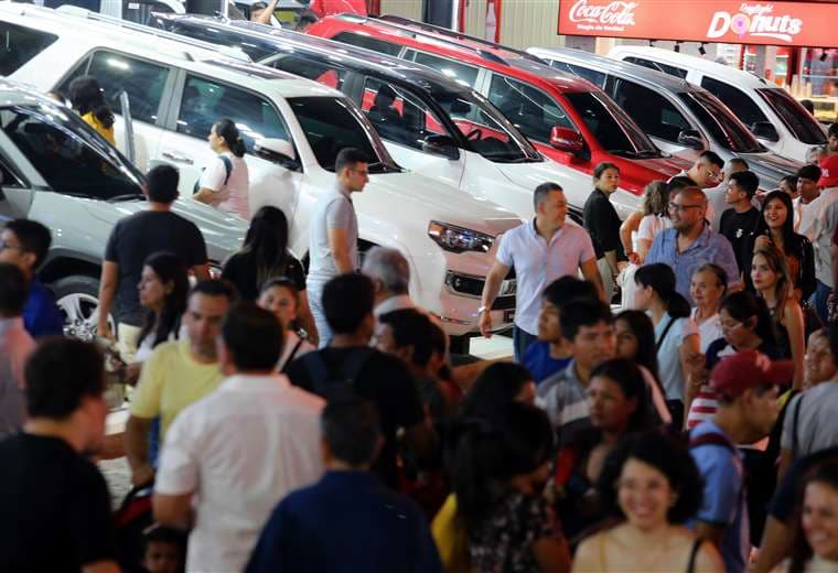 Los vehículos son altamente demandados en la Expocruz/Foto: Fuad Landívar