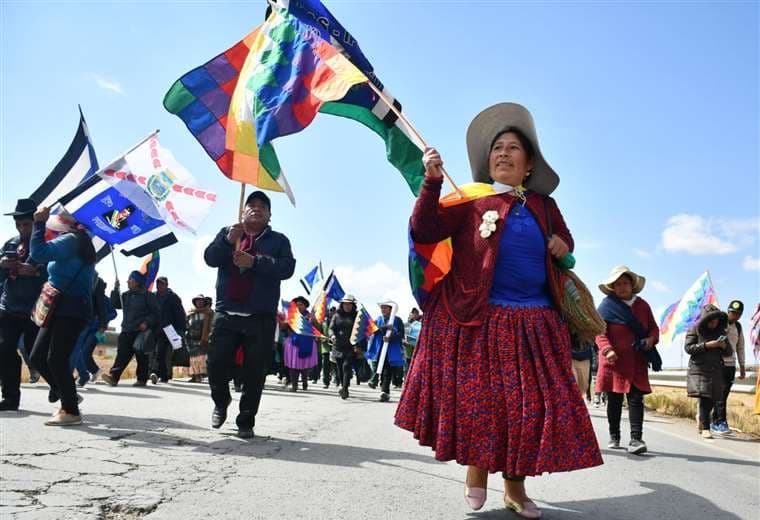 El evismo amenaza con bloqueo nacional de carreteras desde el 30 de septiembre