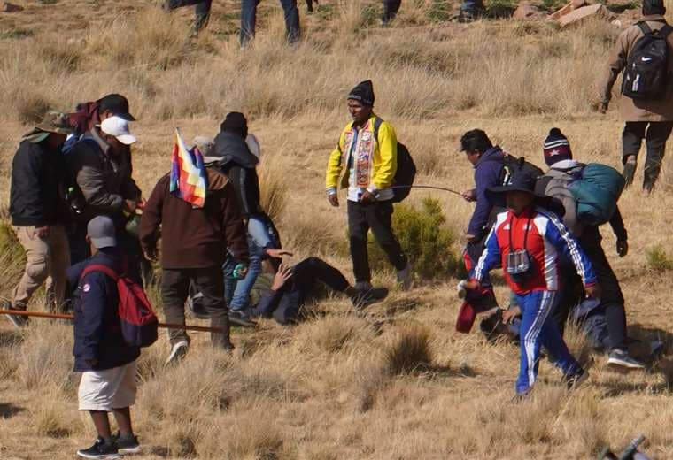 Enfrentamientos entre masistas, en Vila Vila. Foto: APG