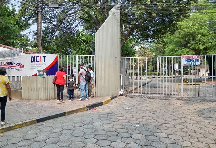 Estudiantes tomaron el campus universitario. Foto: Juan Delgadillo