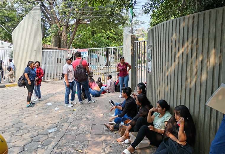 Estudiantes tomaron el campus universitario. Foto: Juan Delgadillo