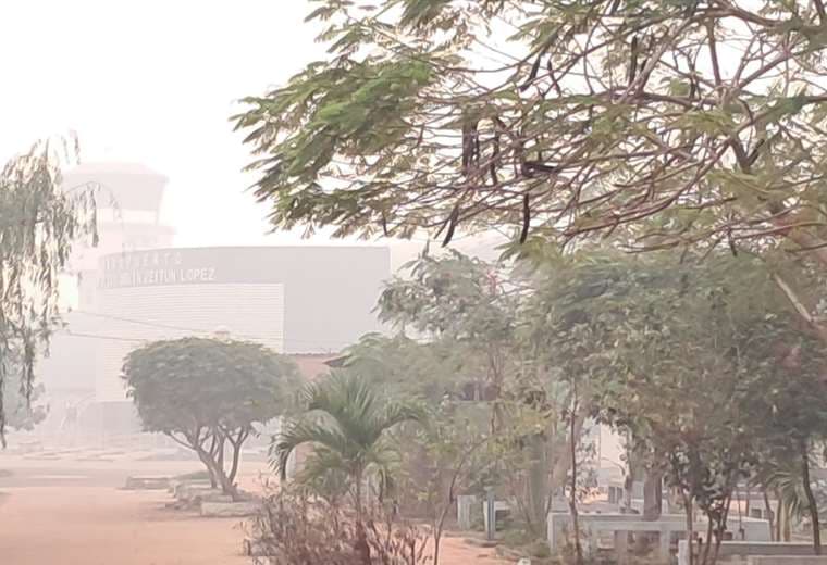 Por la humareda suspenden operaciones en los aeropuertos de Riberalta y Guayaramerín