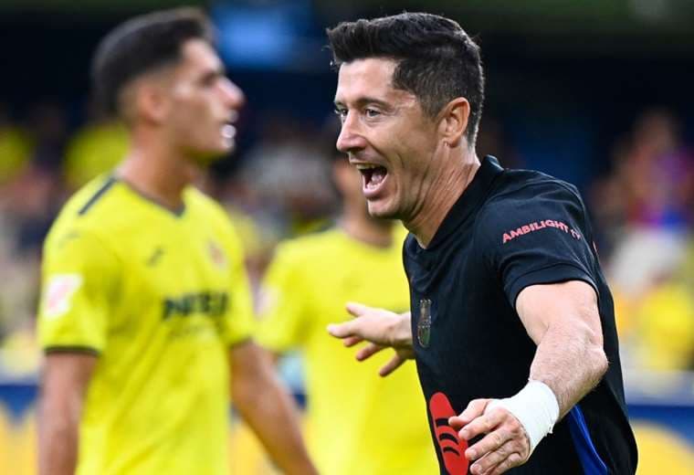 El polaco Robert Lewandowski firmó un doblete en el Villarreal. Foto: AFP