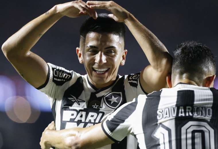 Thiago Almada hizo un gol en tiempo reglamentario y en la tanda de penales. Foto: AFP