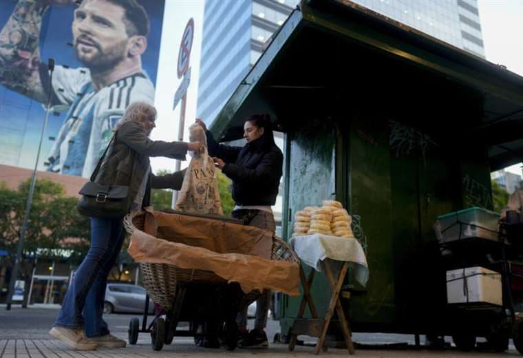 La pobreza ya golpea en Argentina a más de la mitad de la población