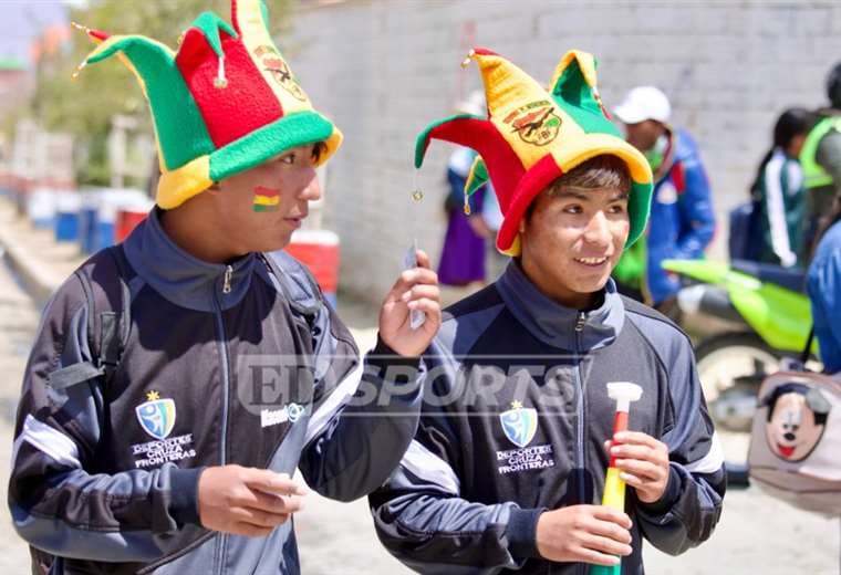 La parcialidad de Bolivia con el rojo, amarillo y verde. Foto: Joel Justiniano