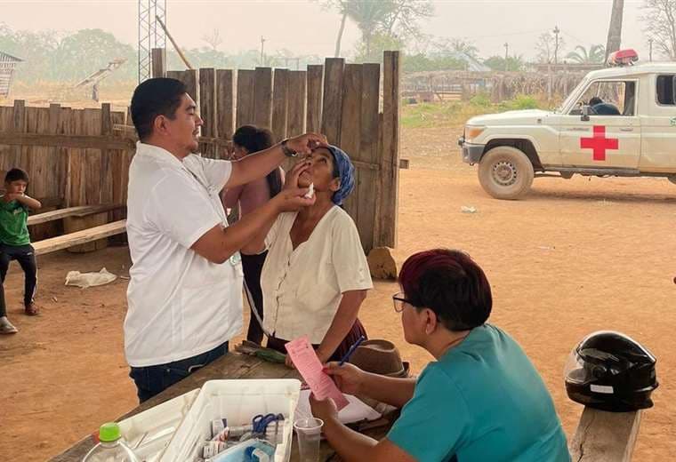 Brigadas médicas llegan a los lugares de incendio. Foto: Hospital de Concepción