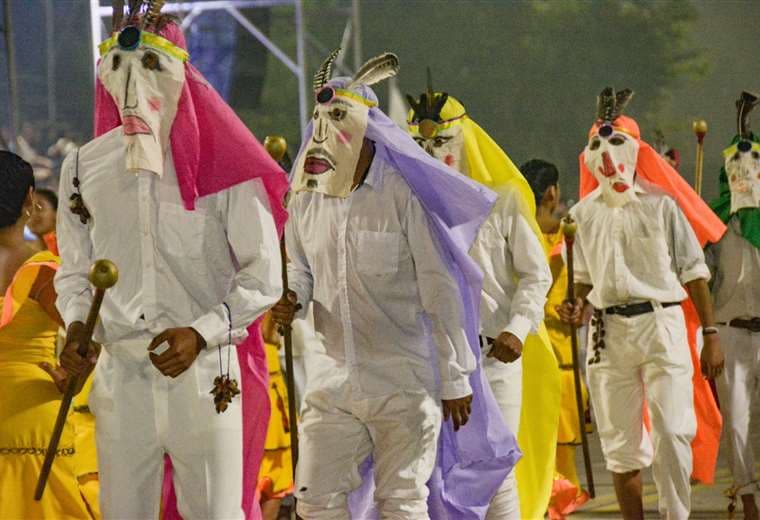 Festival Elay Puej hizo vibrar con el ritmo oriental a más de 5.000 personas  