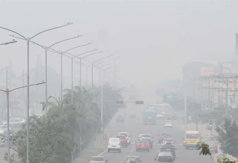 El humo producto de los incendios trae complicaciones a la salud Foto: Ricardo Montero