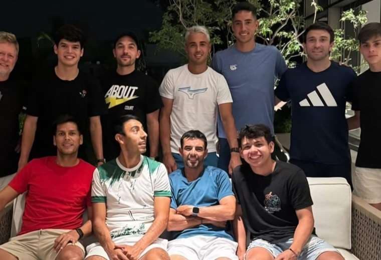 Selección boliviana de tenis se entrena completa para la Copa Davis