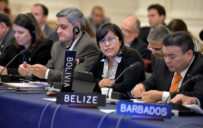OEA apoya acuerdo Cuba- EE.UU. sin la mención de Bolivia contra embargo