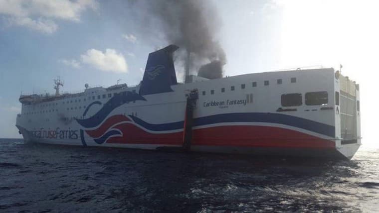 Se incendia un barco cerca de Puerto Rico