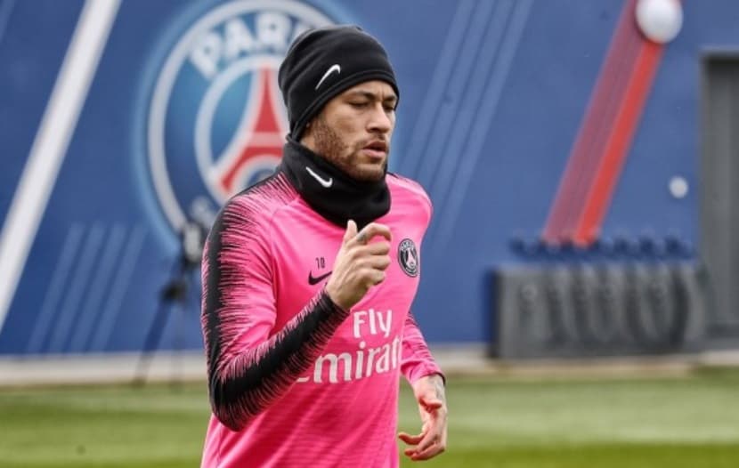 Neymar inició el entrenamiento colectivo con el PSG 