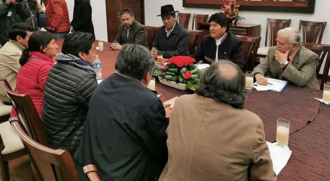 Morales se reunió con la dirigencia de Comcipo esta mañana. Foto Cambio 