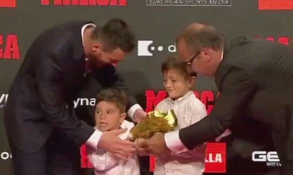 Mateo Messi le quitó el balón a su hermano