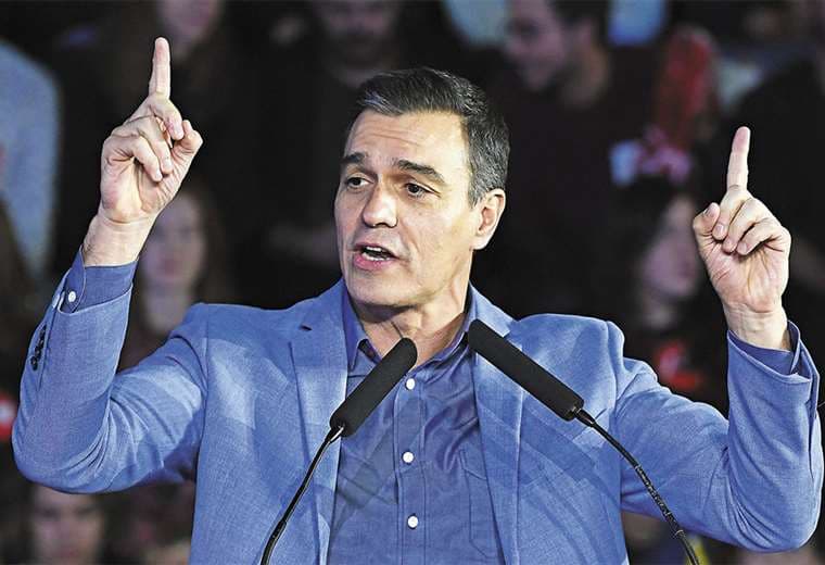 Pedro Sánchez apura el diálogo con fuerzas de izquierda para evitar el empantanamiento