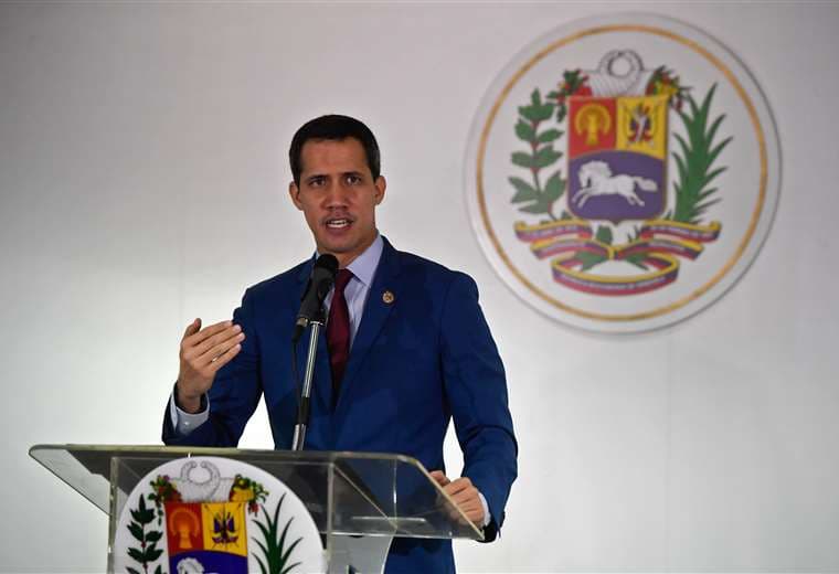 Guaidó brindó una conferencia de prensa en Caracas Foto: AFP