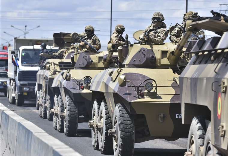 Los militares participan de operativos en las calles. (Foto: APG)