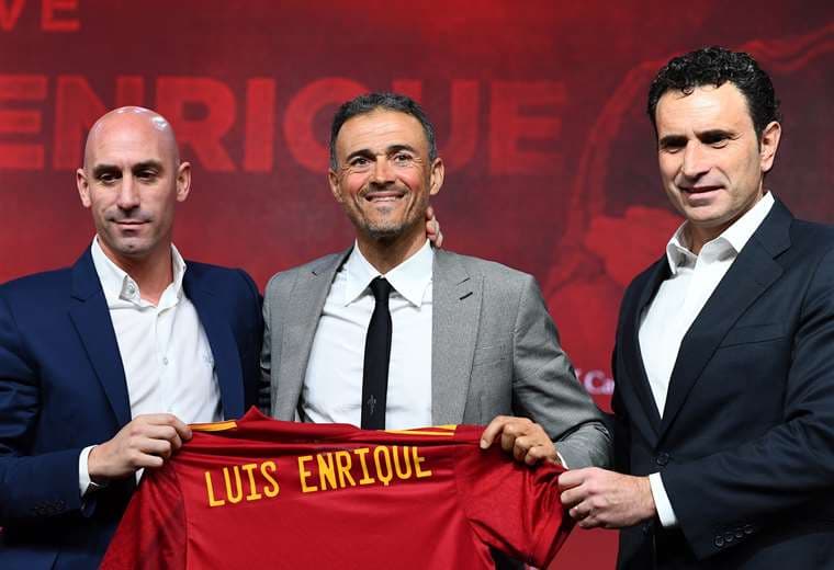 Luis Enrique vuelve a dirigir la selección española. Hubo acto de presentación. Foto: AFP