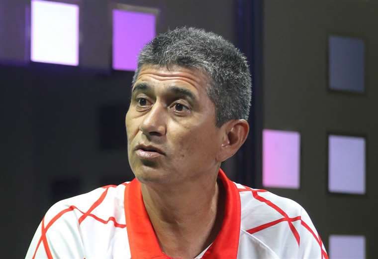José Peña, director técnico de Real Santa Cruz. Foto. Jorge Gutiérrez 