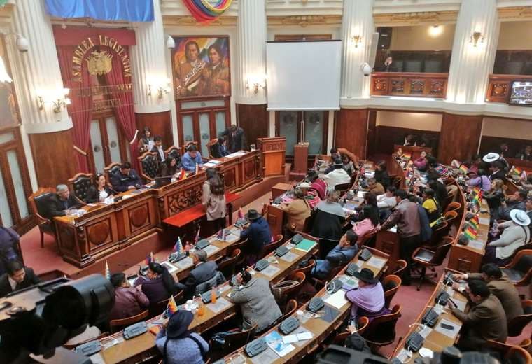 La sesión en el Legislativo I Foto: Senado.