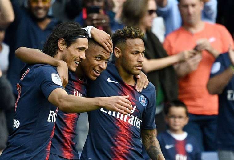 Cavani, Kylian Mbappé y Neymar, estrellas del PSG. Foto. Internet 