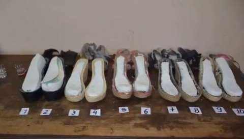 La droga estaba escondida en las sandalias. Foto Gendarmería 