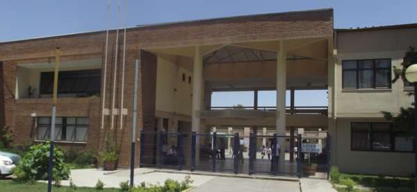 Al Liceo El Llano no llegó ningún alumno. Foto Internet