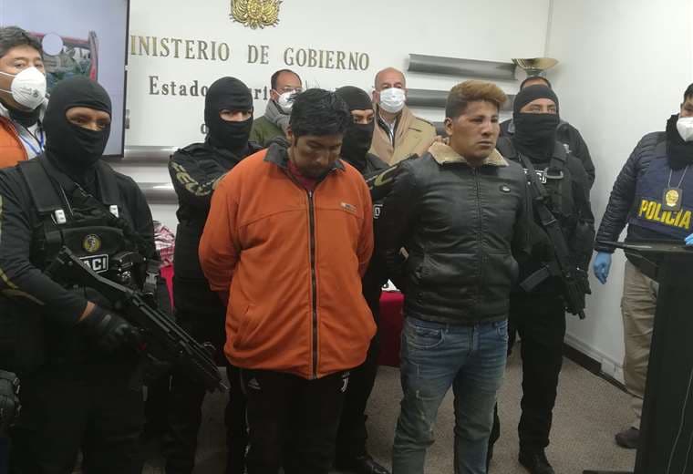 Los secuestradores fueron presentados en el Ministerio de Gobierno.