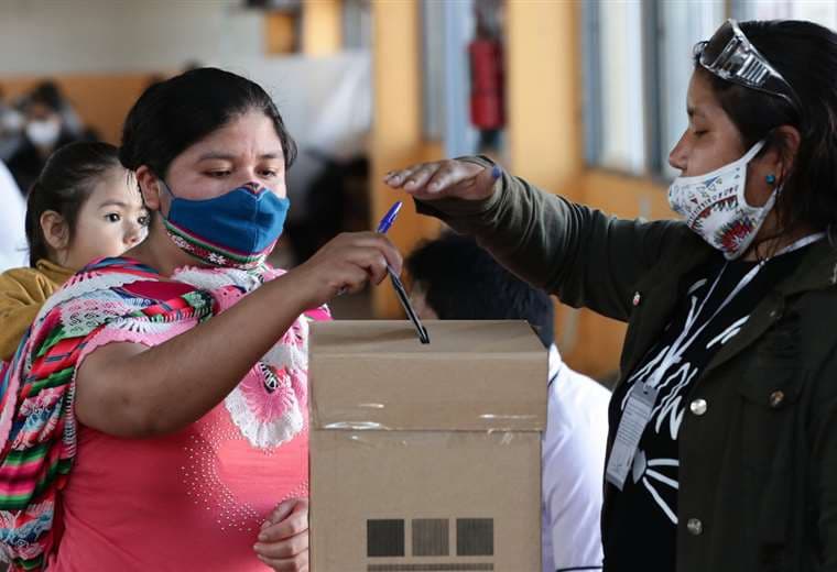 La población vuelve a votar después del fraude de 2019/Foto: Ricardo Montero