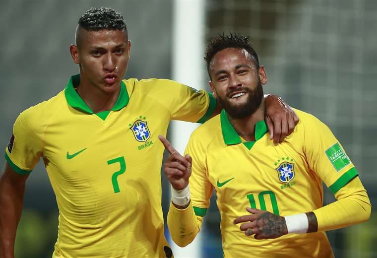 Neymar lidera una selección brasileña que tiene muchos recursos ofensivos. Foto: AFP