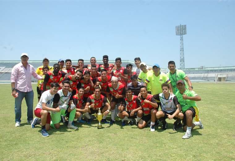 Satélite Norte FC  representará a Santa Cruz en la Copa Simón Bolívar. Foto: ACF