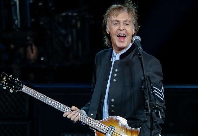 McCartney canta y toca el piano, la batería y la guitarra en su nuevo álbum