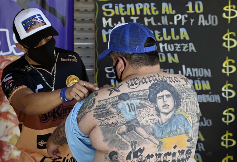 Así luce la espalda de Guillermo Rodríguez. Foto: AFP
