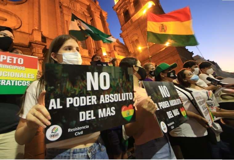 Hay protestas en el interior del país por la determinación. Foto: Juan Carlos Torrejón