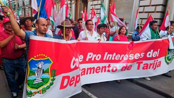 El movimiento cívico de Tarija está decidido a iniciar una lucha en las calles 