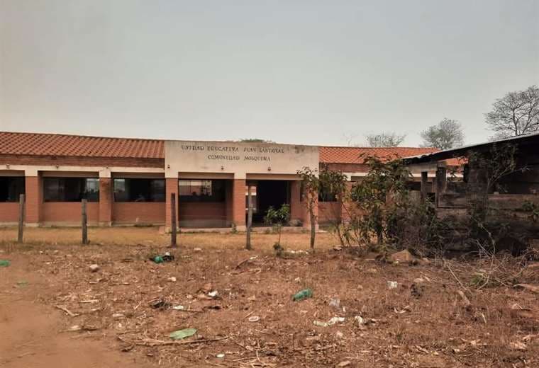 La escuela de Mosquera, de la comunidad se evacuó a los infantes