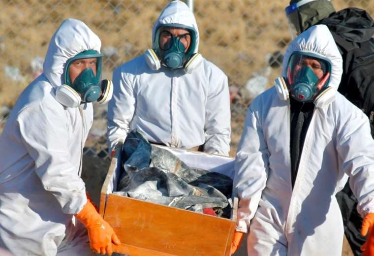 La pandemia sigue manteniendo a Bolivia en alerta. Foto: APG
