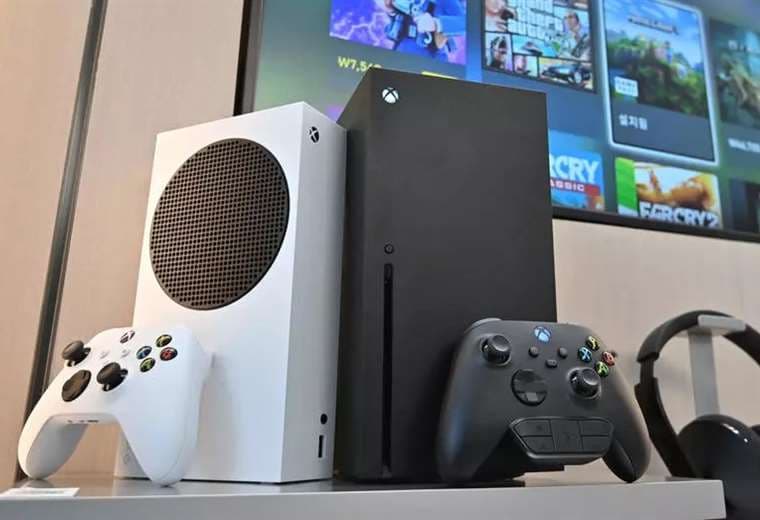 Microsoft lanza su nueva Xbox, dos días antes que Sony